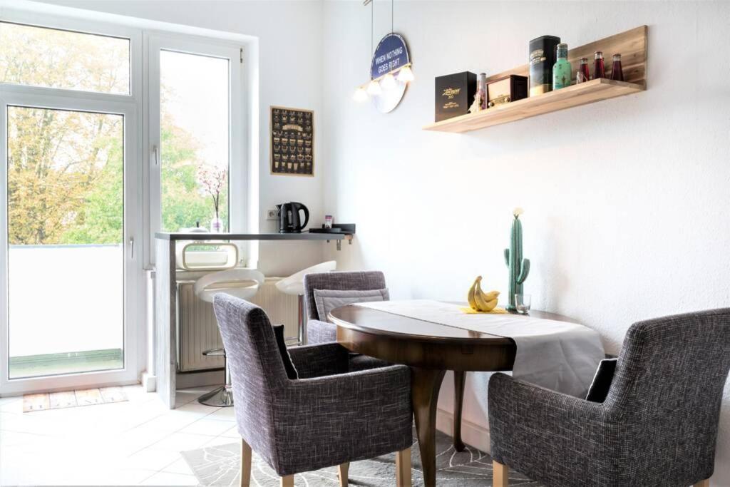 Beautiful Cozy 1-Room Apartment, Near Rhine Düsseldorf Buitenkant foto